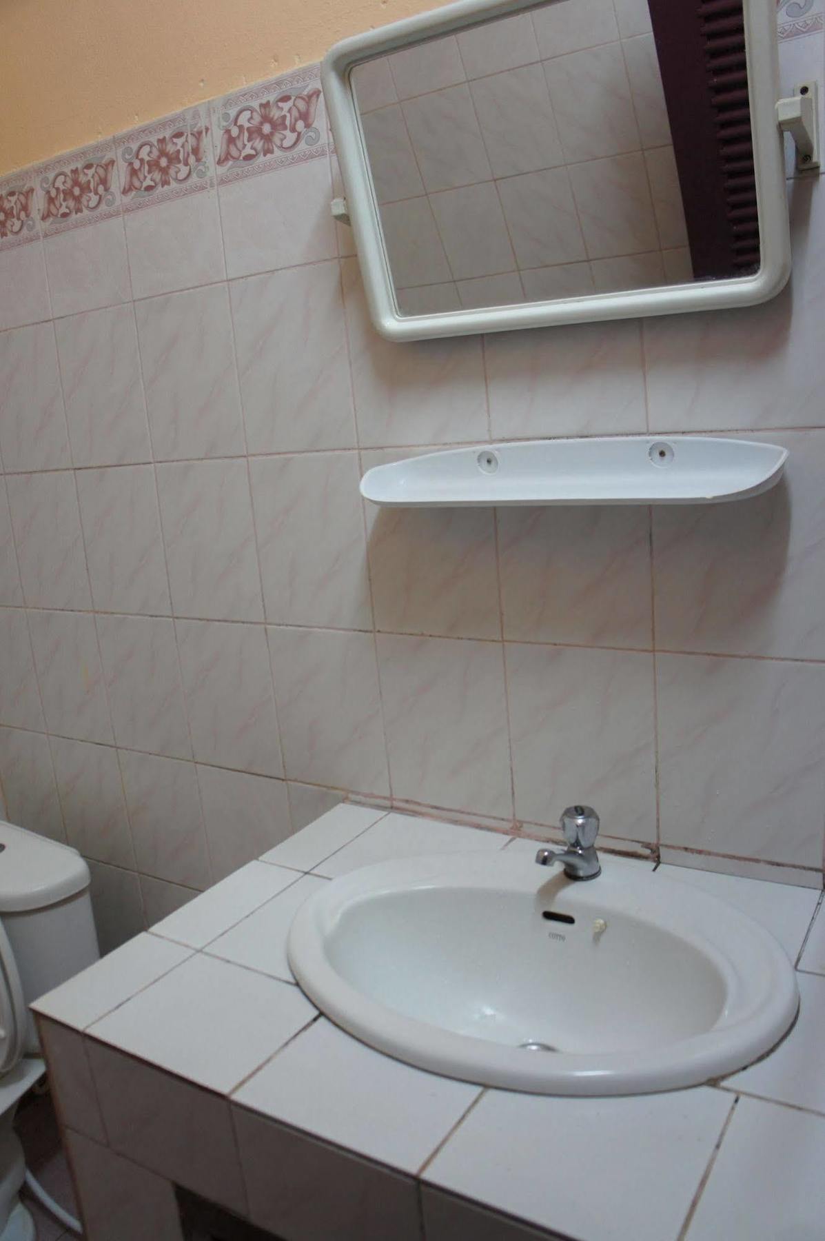 Viengsavanh Guesthouse Ванг-Виенг Экстерьер фото